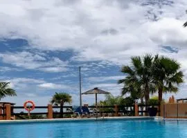 Your Oasis of Luxury and Leisure at Gazules Del Sol in Marbella area - Benahavis