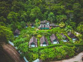 Oxygen Jungle Villas & Spa, resort en Uvita