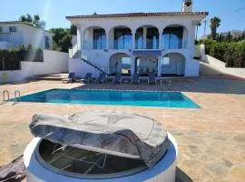 luxury apartments sea views with pool