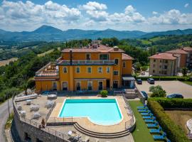Fortebraccio, hotel v destinaci Montone