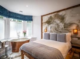 Glen Wynne Recently Renovated - FREE off-site Health Club access with Pool, Sauna, Steam Room & Gym Short 5 Minute Drive Away