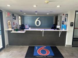 Motel 6 - Franklin, OH, hotel with parking in Franklin