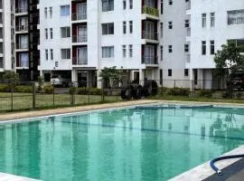 Lux Suites Racecourse Gardens Studio Apartments
