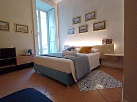 Domus Duomo B&B Napoli, hotel near Naples Cathedral, Naples