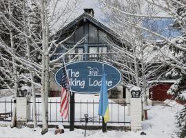 The Viking Lodge - Downtown Winter Park Colorado, hotel in Winter Park