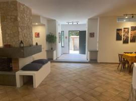 The Garden House Relax, Hotel mit Whirlpools in Rocca di Papa