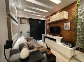 Lindo Apto com Escritório, Varanda e Garagem no Centro de Niterói, holiday rental in Niterói