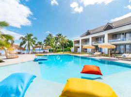 Cook's Bay Hotel & Suites, hotel en Paopao