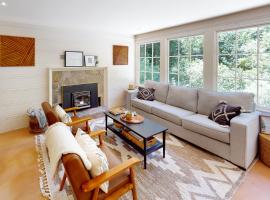 Hidden Acres Retreat, hotel que acepta mascotas en Guerneville