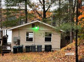 Blue Jay Cabin, hôtel à Rhinelander