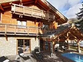 Chalet in Les Deux Alpes with Private Pool