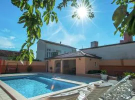 Holiday Home in Imotski with Pool