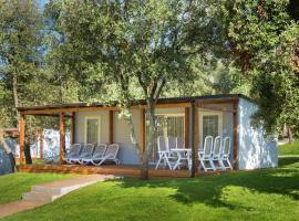 Comfortable chalet 4 5 km from Rovinj, בקתה ברוביניי