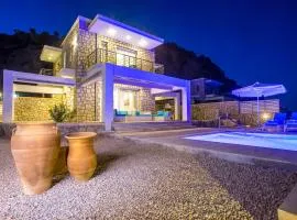 Villa in Rhodes with Infinity Pool & BBQ