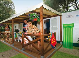 Relaxing Stay by the Sea, hótel í Baia Domizia