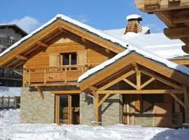 Chalet in Les Deux Alpes with Private Pool