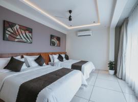 Fortview Suites, hotel em Kasaragod