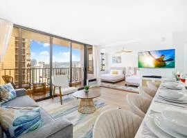 Gorgeous Condo with Ocean View, Near Beach, Free Parking