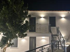 Flonikos Apartmnets, hotel din Tsimándria