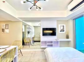 amirah's place azure staycation, hotel con alberca en San Fernando