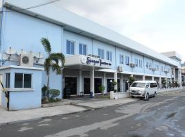 Siayan Travellers Inn, hotel em Manila