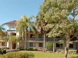 Clarion Inn Turnpike, hotel in Lake Worth