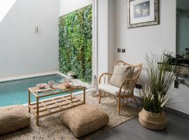 Downtown Pool House, casa de praia em Faro