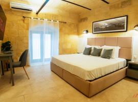 A unique 400-year-old, modern Maltese home, hotell i Birgu