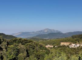 Appartamento "Il Glicine", hotel conveniente a Torraca