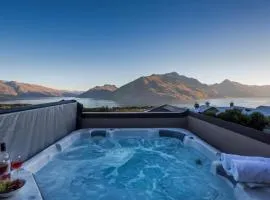 Queenstown Grandview with Spa Pool
