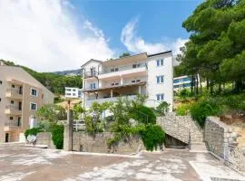 Apartments Ana