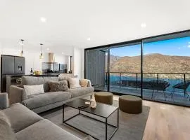 Contemporary & Picturesque - 4 Bedroom House