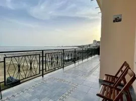 NEWHOUSE VICTORIA - Sea View Apartment
