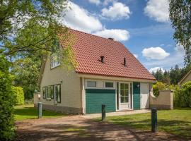 Nice holiday home in Hellendoorn with terrace, cottage a Hellendoorn