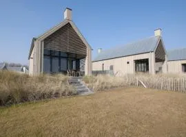 Modern design lodge with combi microwave, in national park