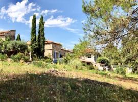 Bastide de Ruety, budjettihotelli kohteessa Sillans-la-Cascade