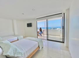 Apartamento con hermosa vista, hotel em Manta