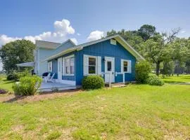 Waterfront Vacation Rental Home on Newport River!