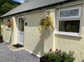 Lletty Bach, hotel with parking in Whitland