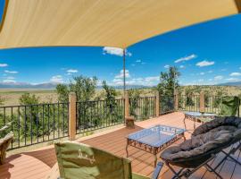 Mountain Getaway in Como with Deck Grill and Chill!, vacation home in Bordenville