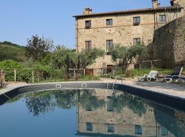 Cucina condivisione e natura - il rifugio perfetto per gruppi fino 31 - Assisi Perugia, ξενοδοχείο σε Pianello