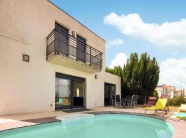 Gorgeous Home In Lingolsheim With Outdoor Swimming Pool, hôtel à Lingolsheim