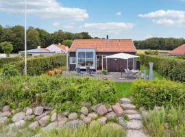 Amazing Home In Nyborg With Kitchen, bolig ved stranden i Nyborg