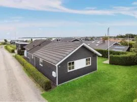 Nice Home In Juelsminde With Wifi And 3 Bedrooms