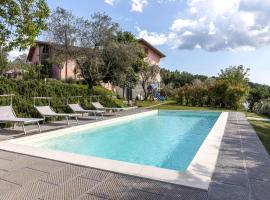 Awesome Home In Fivizzano With Kitchen, vacation home in Fivizzano