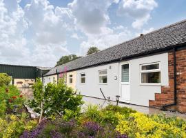 The Dairy - Uk44695, vacation rental in Cheadle