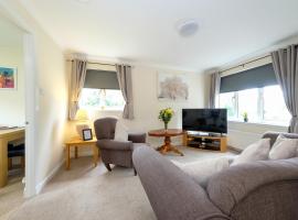 Pure Apartments Commuter- Dunfermline South, апартамент в Файф