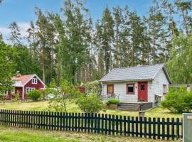Nice Home In Vassmolsa With Kitchen, cottage in Vassmolösa