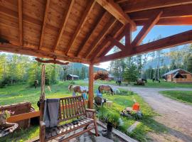 Bear Creek Ranch Bed & Breakfast, holiday rental in Essex