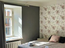 Godart Rooms Guesthouse, hotel di Tallinn Old Town, Tallinn